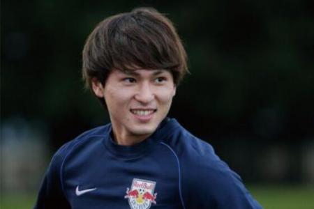 南野拓实确定加盟利物浦了吗？日本国脚南野拓实成利物浦队史首位亚洲球员