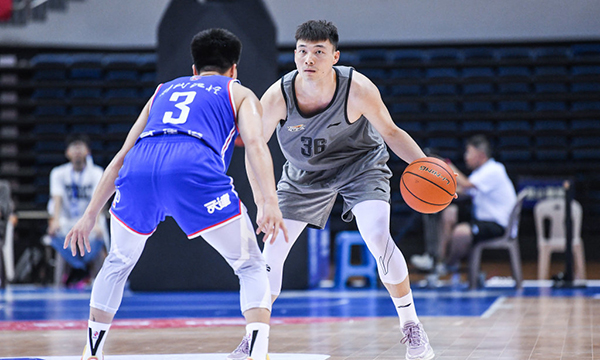 天津92-73大胜辽宁 李荣培18+7+7 张云梦16+6 鄢手骐18分