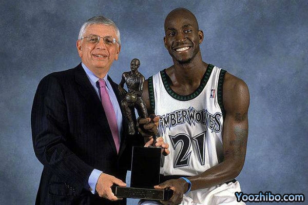 2003-04赛季NBA常规赛MVP:加内特当选