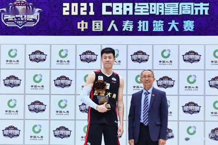 句句在理！马健：张镇麟不应该回CBA打球，希望他的经纪团队别学小丁！