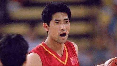 退役后安置体育局的李晓勇级别年薪如何?曾经的CBA第一后卫