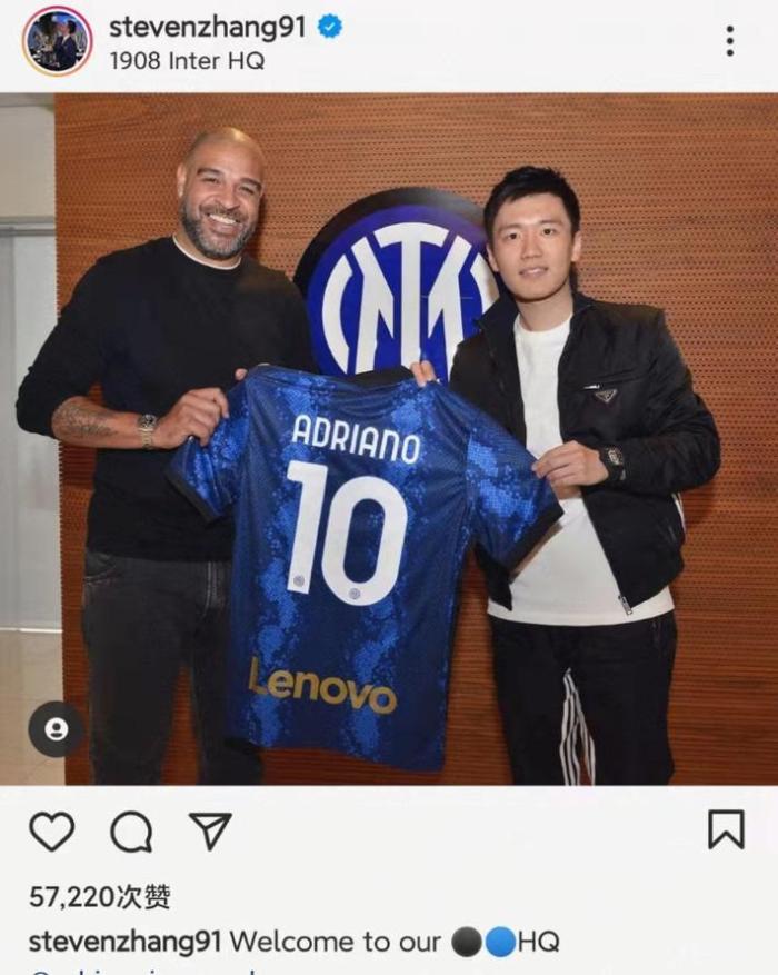 传奇回家！张康阳社媒晒与阿德里亚诺合照